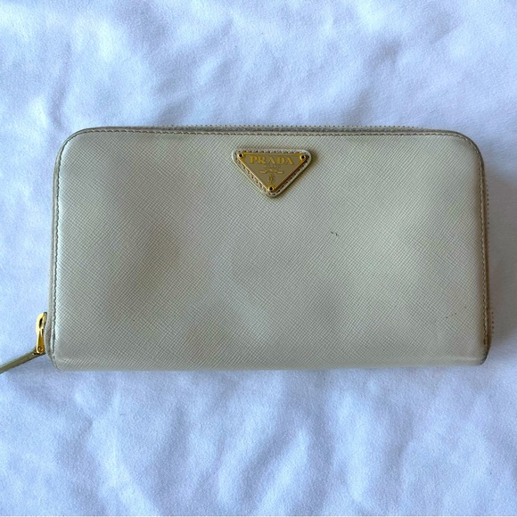 PRADA Authentic Saffiano Gold Leather Zipper Around Wallet - Picture 2 of 16